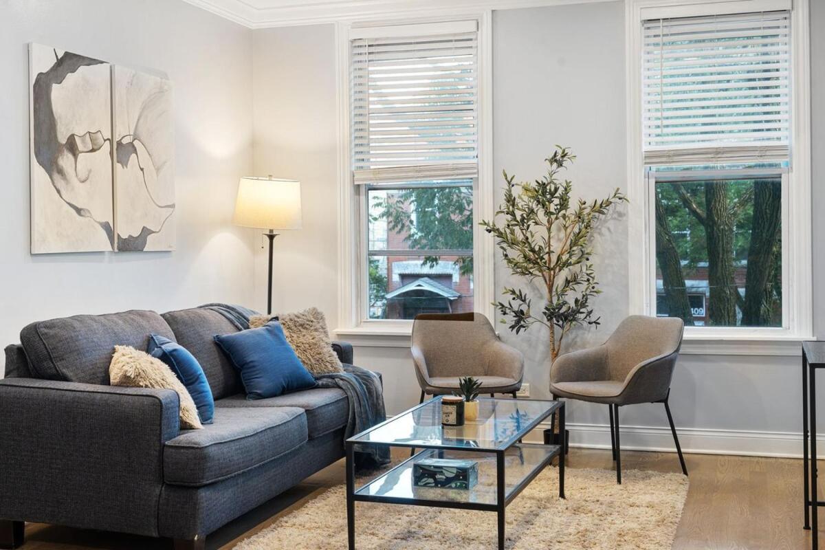 Stylish 2Br Urban Retreat In River West Чикаго Екстер'єр фото