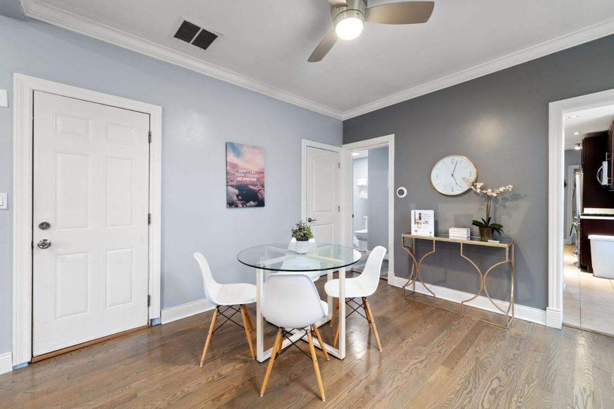 Stylish 2Br Urban Retreat In River West Чикаго Екстер'єр фото